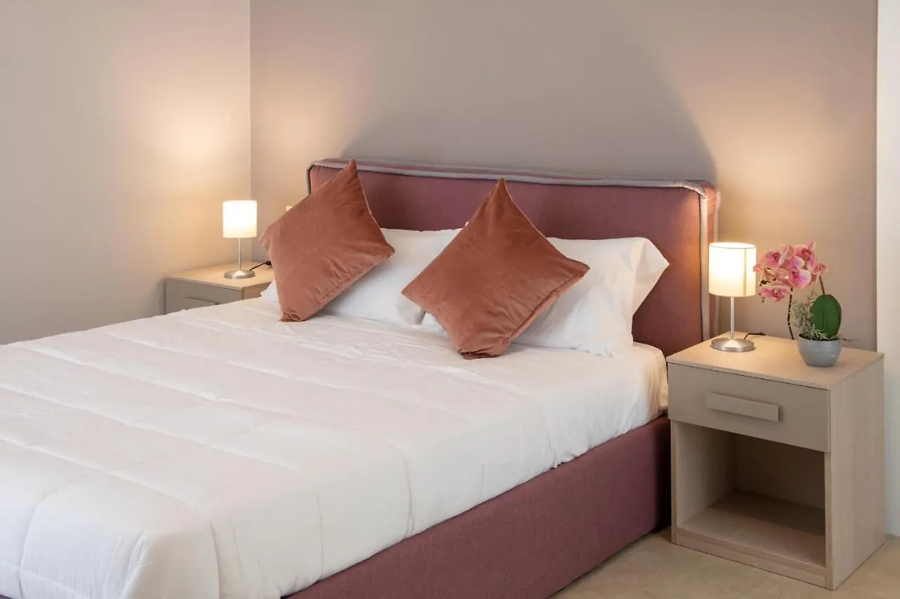Dimora Museo Apartment Naples