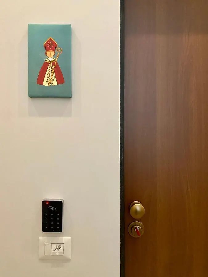 Dimora Museo Apartment Naples