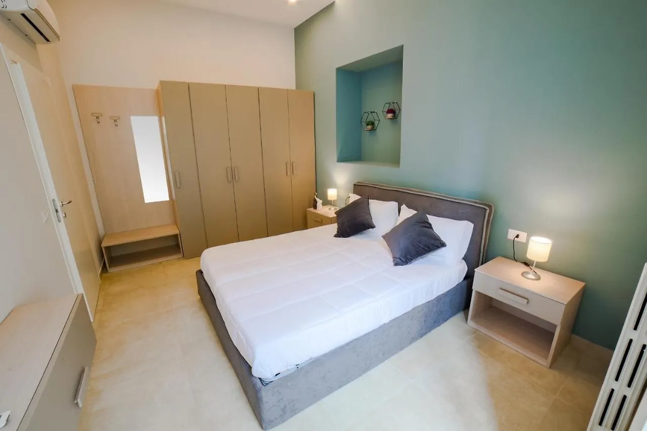 Dimora Museo Apartment Naples